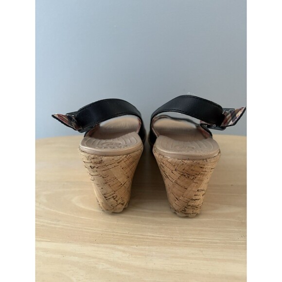 Crocs A-Leigh Wedge Slingback Sandals Size 7 Black Leather Cork Heel 11848 - Picture 5 of 6